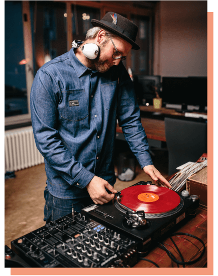 Main picutre - upper part -34