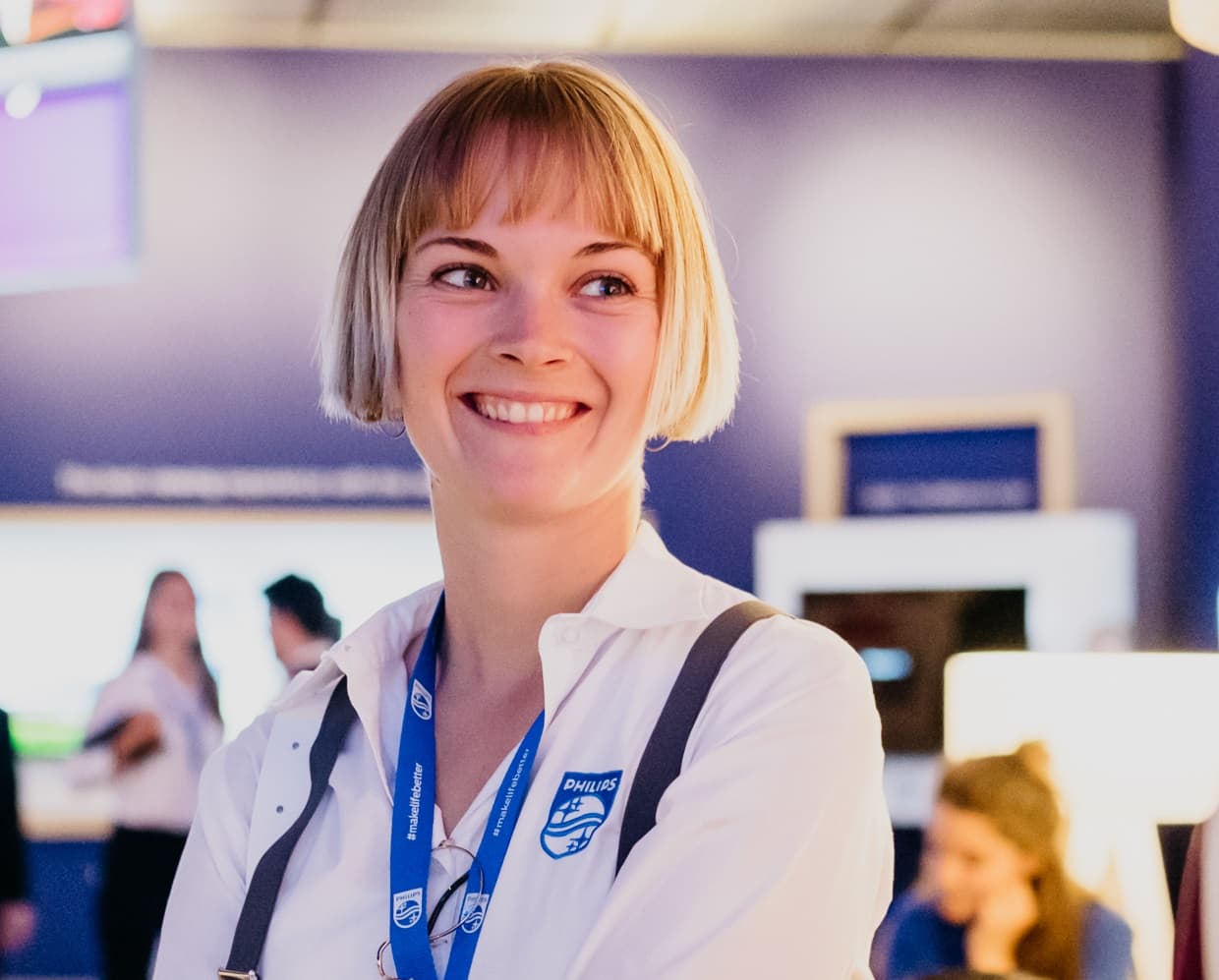 Chefhostess gewährleistet einen reibungslosen Ablauf aller Tätigkeiten, die vom Eventpersonal vor Ort ausgeführt werden