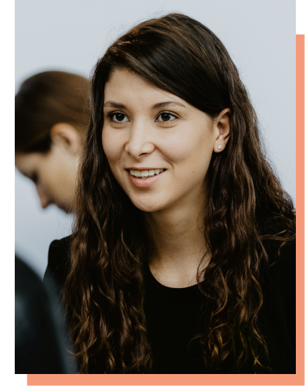 Für ein erstklassiges Event führt kein Weg an erstklassigem Personal vorbei - buchen Sie jetzt exzellente Hostessen von ucm.agency