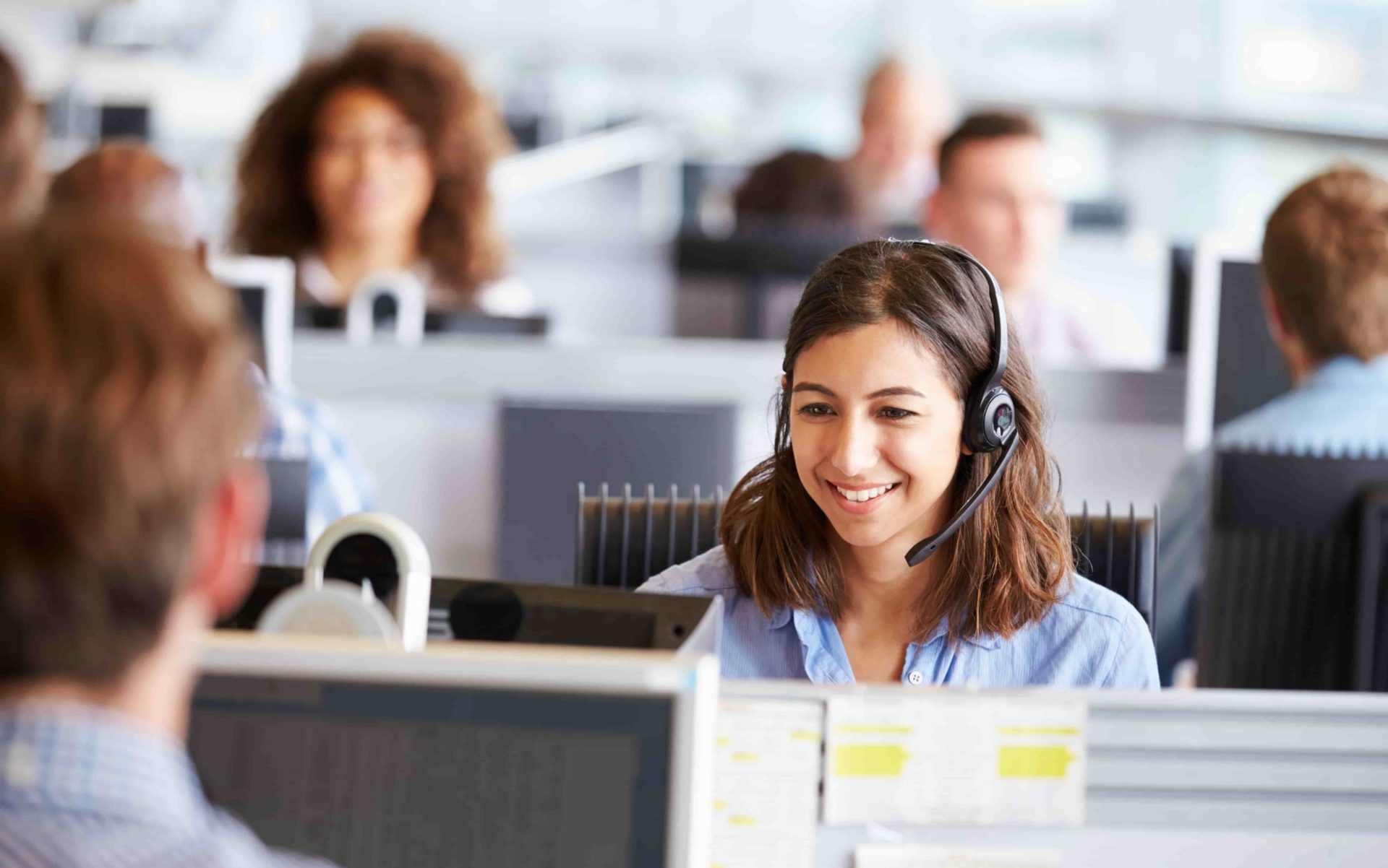 Call-Center-Agents von ucm.agency