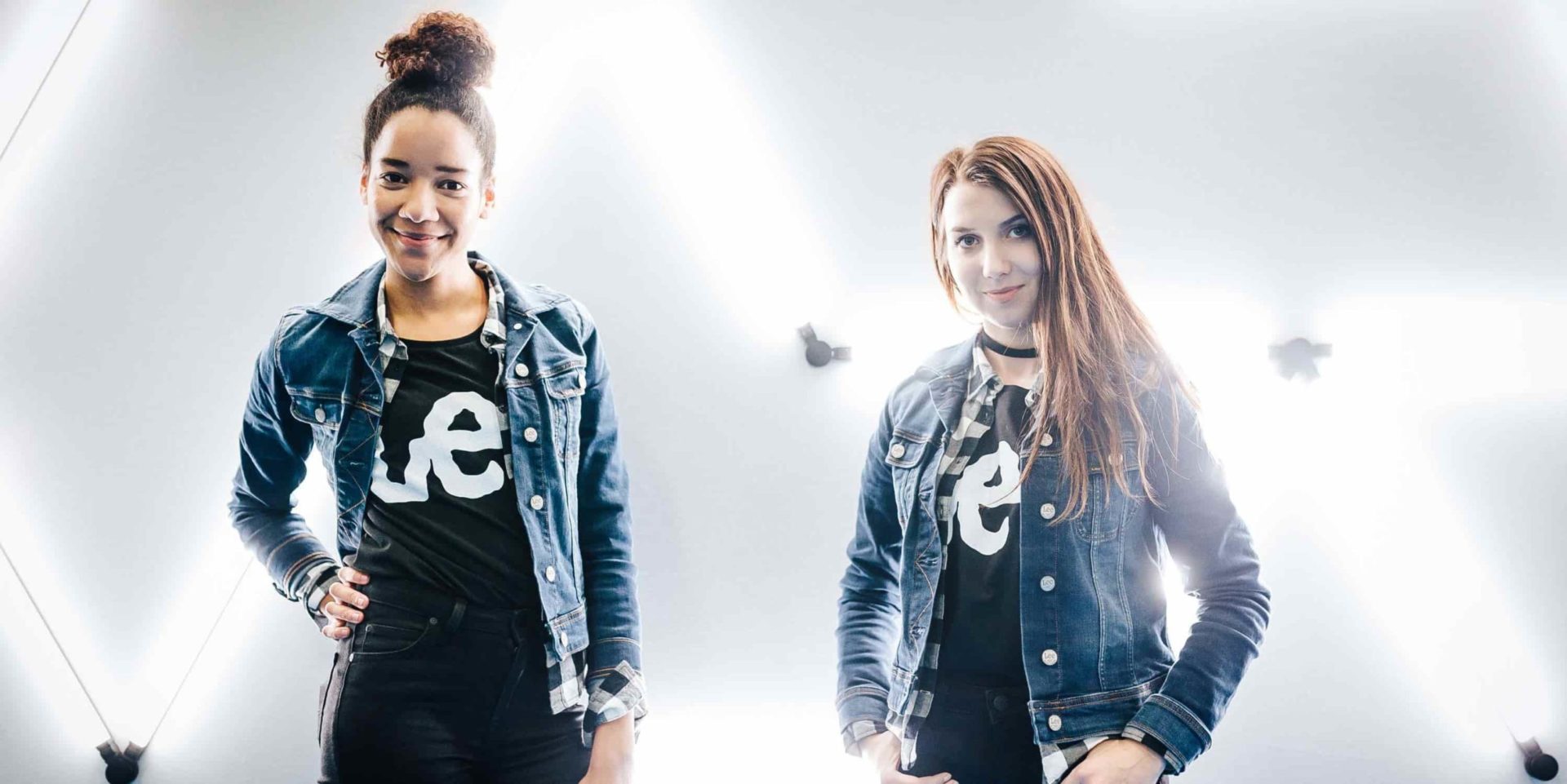 Modelhostessen und -hosts von ucm.agency sorgen für eine erfolgreiche visuelle Präsentation Ihres Unternehmens oder Ihres Produktes Modelhostessen und -hosts von ucm.agency sorgen für eine erfolgreiche visuelle Präsentation Ihres Unternehmens oder Ihres Produktes