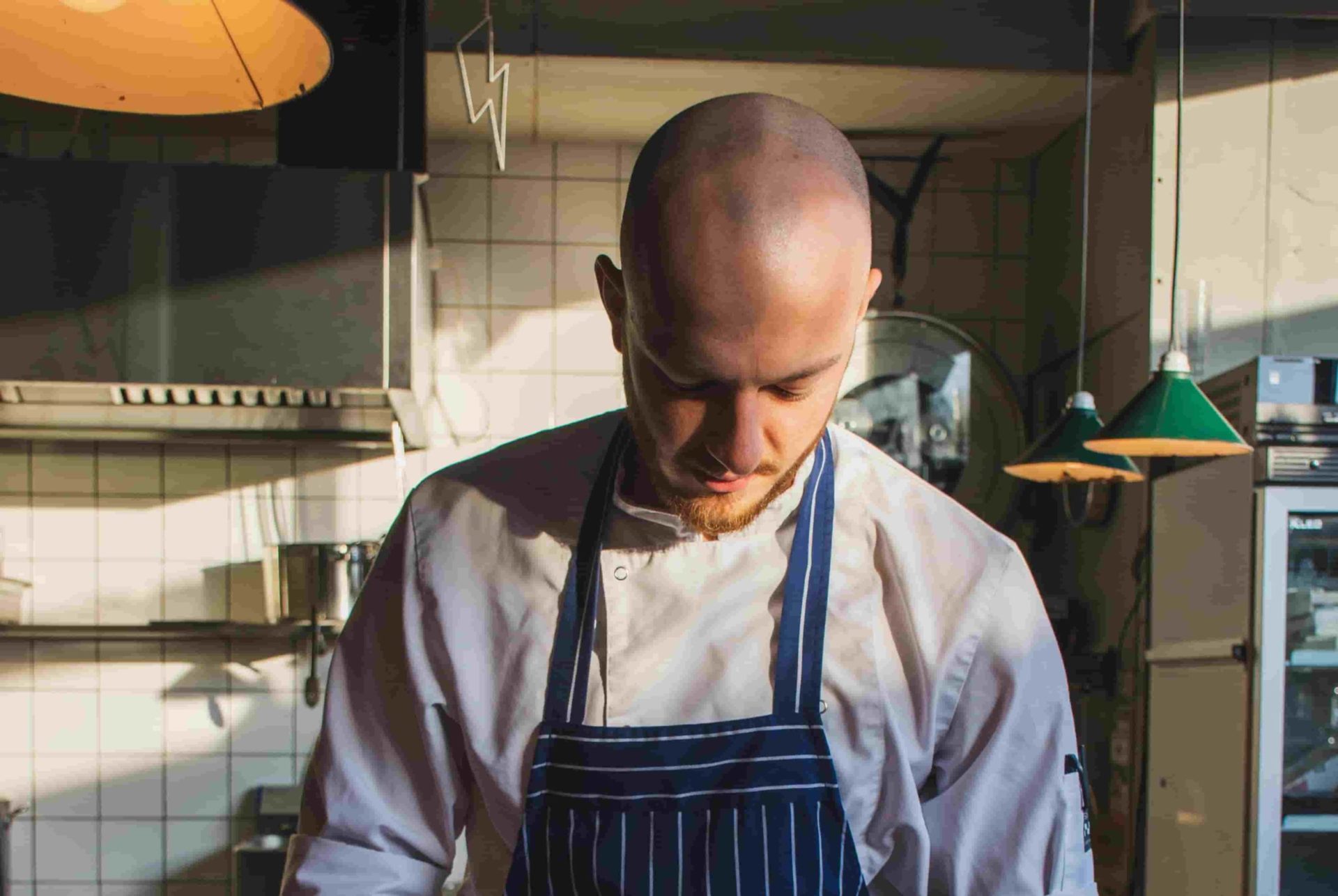 Mit fleißigem Küchenpersonal von ucm.agency wird Ihre Veranstaltung zum vollen Erfolg Mit fleißigem Küchenpersonal von ucm.agency wird Ihre Veranstaltung zum vollen Erfolg